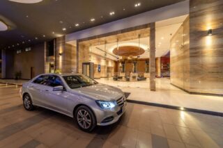 Arrive in style when you stay with us. Let our Travel Desk make your transfers hassle free so you can enjoy your stay.

To book a transfer, call +254 732 191000.

#EmaraOleSereni #TravelDesk #BestHotelInNairobi