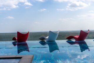 Wind down your weekend at Sky Lounge as your explore our signature cocktails paired with breathtaking views of the park. 

To reserve a table, call +254 731 564578.

#EmaraOleSereni #SkyLounge #BestHotelInNairobi