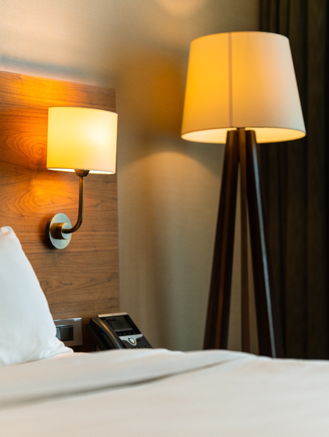 The perfect escape is closer than you think. Every detail in our Deluxe Rooms is thoughtfully curated for a serene staycation and breathtaking park views. 

To book a stay, call +254 732 191000.

#EmaraOleSereni #DeluxeRooms #BestStayInNairobi