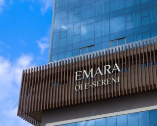 From the striking architecture to the details that define every stay, Emara Ole-Sereni is designed to make an impression long before you step through the doors. 

To book a stay, call +254 731 436 078.

#EmaraOleSereni #Staycation #BestHotelInNairobi