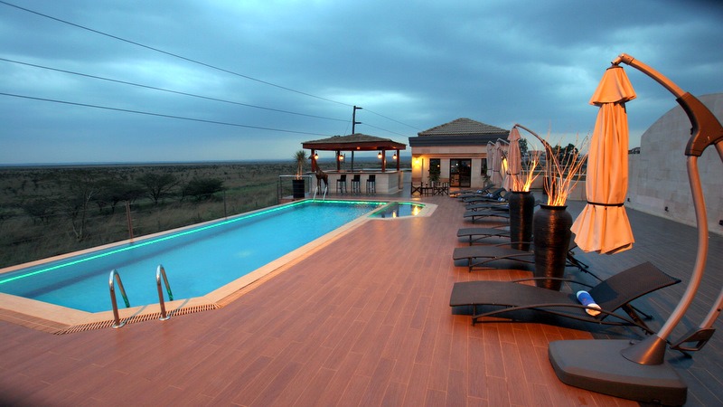 Heated Rooftop Pool Experiences in Nairobi